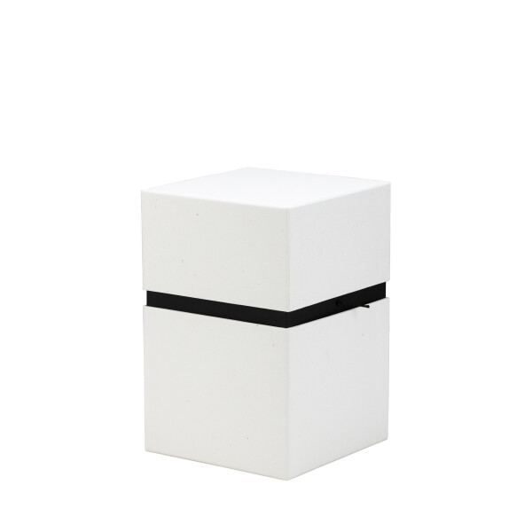 URNE VANILLA - Der Bezug enthält 10% Baumwollanteil und 30% Recyclinganteil.